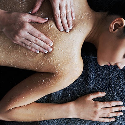Peeling σώματος στον Πειραιά
